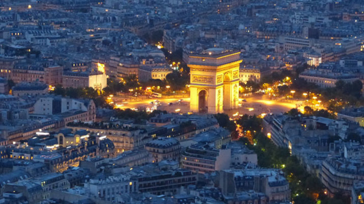 arc-de-triomphe-soir.jpg