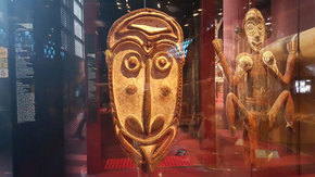 kompuonkarawan-musee-de-quai-branly-paris.jpg