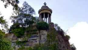 poste-observation-buttes-chaumont.jpg