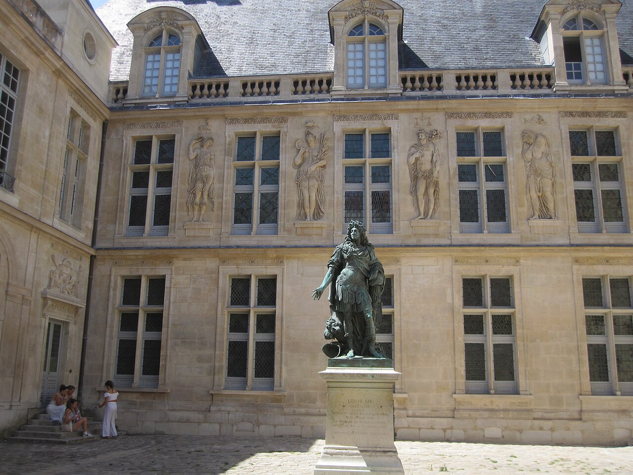 Carnavalet Museum