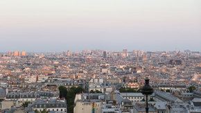 La vue sur les toits de Paris