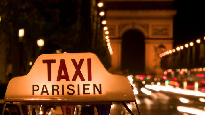 Prendre un taxi à Paris